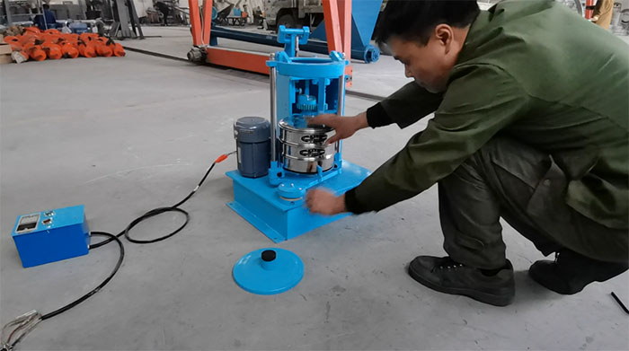 標準振篩機使用注意事項。